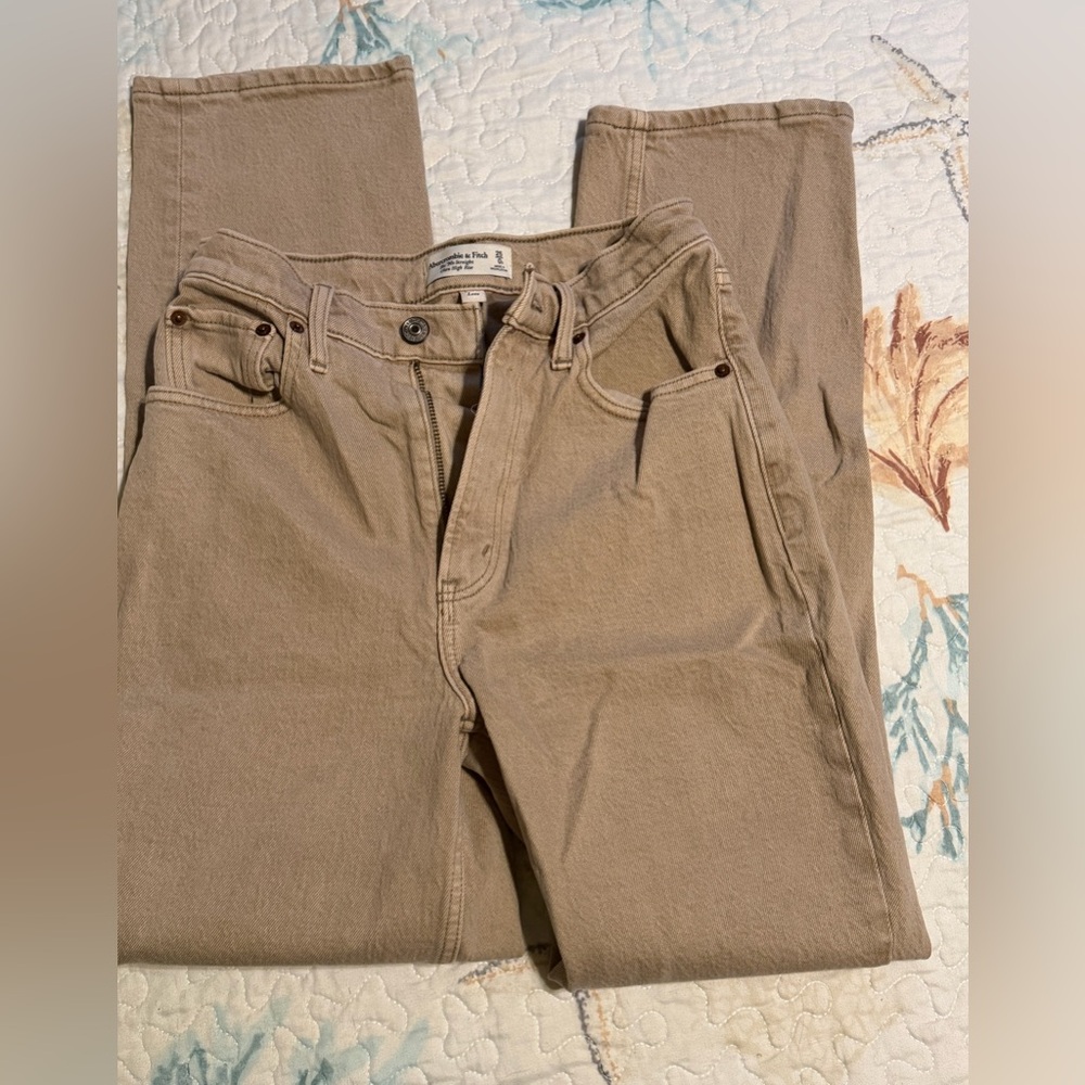 Abercrombie & Fitch The 90s Straight Ultra High Rise Jeans | size 25 Curve Love